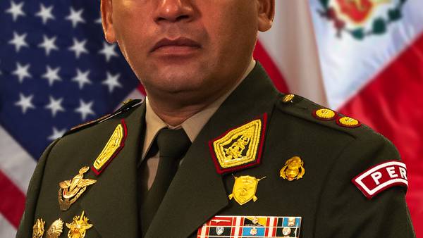 KONO Soldier Salute - Maj. Gen. Marco Antonio Marin Saldana