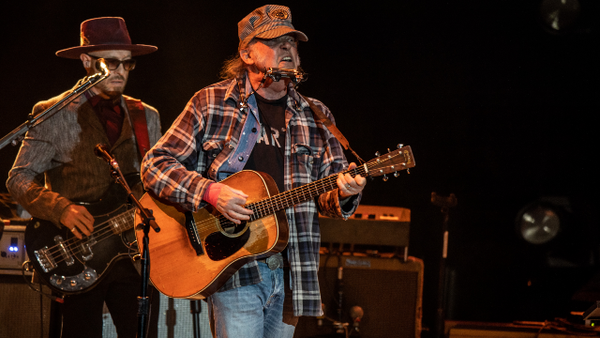 Neil Young to play rarities on upcoming West Coast tour