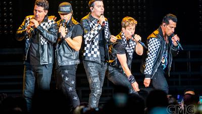 New Kids On The Block Mixtape Tour 2002 - May 21, 2022