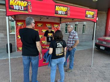 KONO 101.1 was live at the Alamodome on October 25, 2025 for the Billy Joel and Sting concert! Lots of people came out for the show, even people from all over the country!