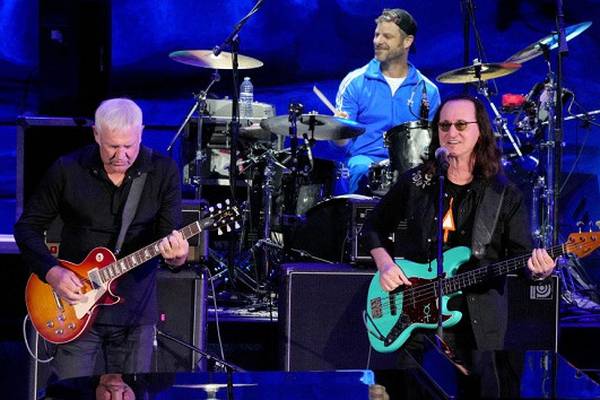 Rush's Geddy Lee and Alex Lifeson reunite to perform at 'South Park' 25th anniversary concert